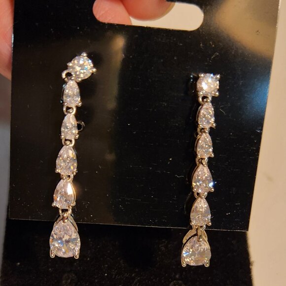 Cubic Zirconia Dangle Earrings (6 Gems) - Picture 2 of 3